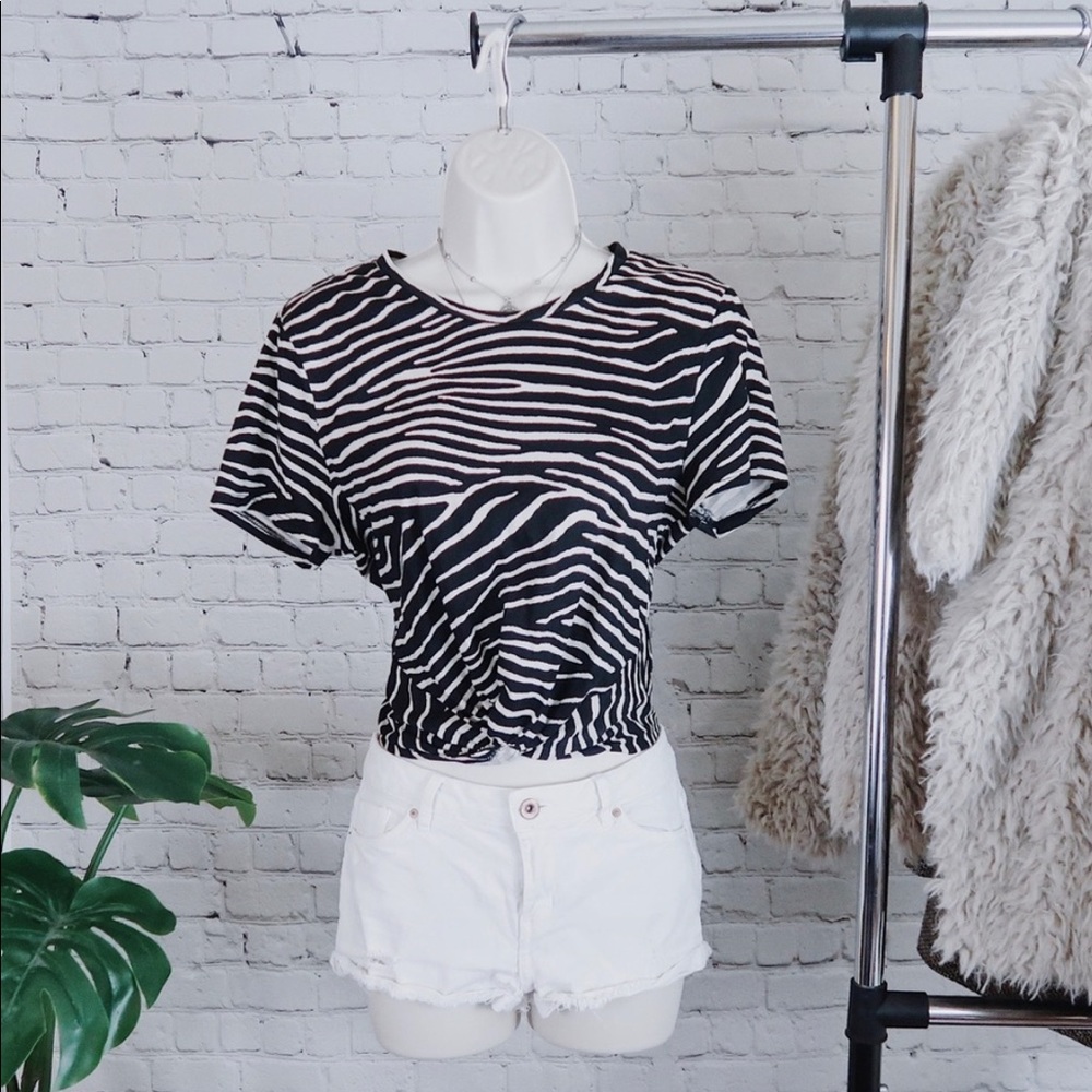 Cute zebra knot top